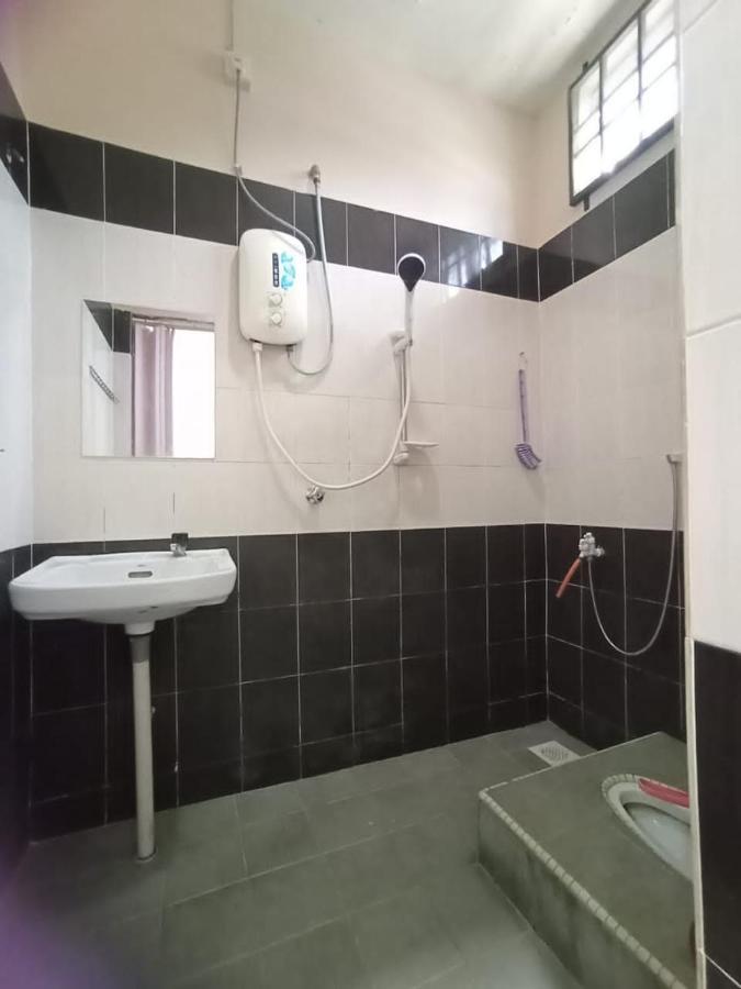 Seaview Promenade Homestay Dungun Esterno foto