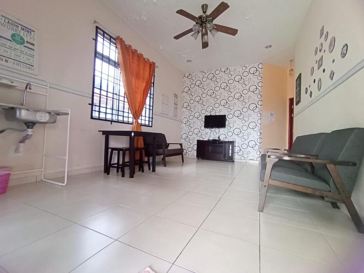 Seaview Promenade Homestay Dungun Esterno foto